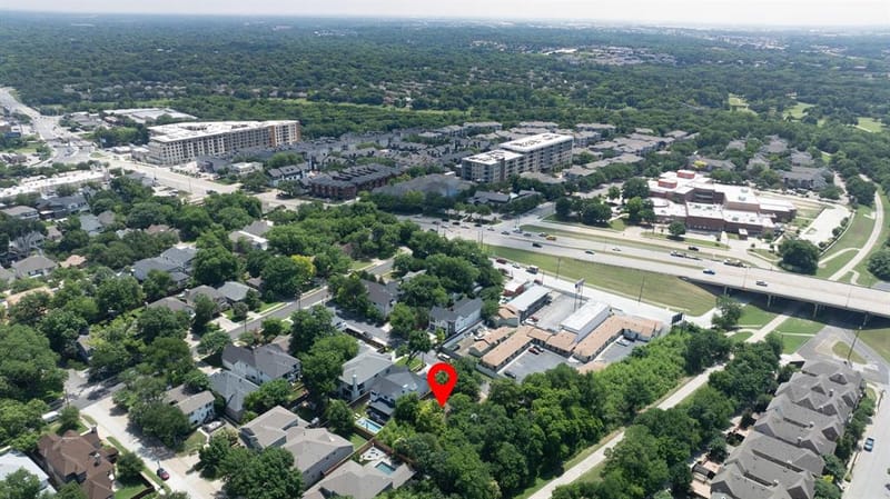 1805 Lucerne Street, Dallas TX 75214 - Photo 4