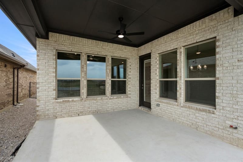 225 Ravenna Boulevard, Justin TX 76247 - Photo 23