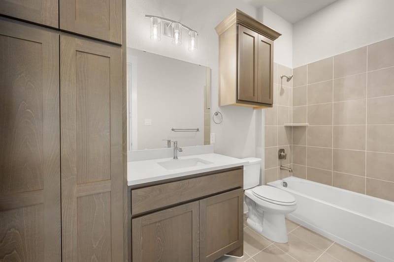 225 Ravenna Boulevard, Justin TX 76247 - Photo 6