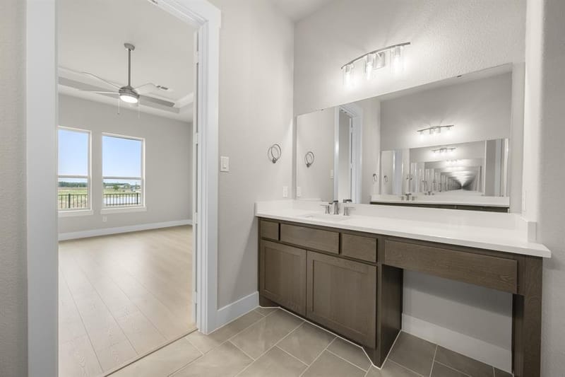 225 Ravenna Boulevard, Justin TX 76247 - Photo 13