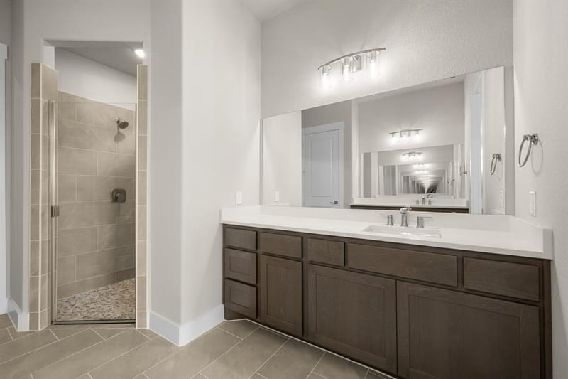 225 Ravenna Boulevard, Justin TX 76247 - Photo 3