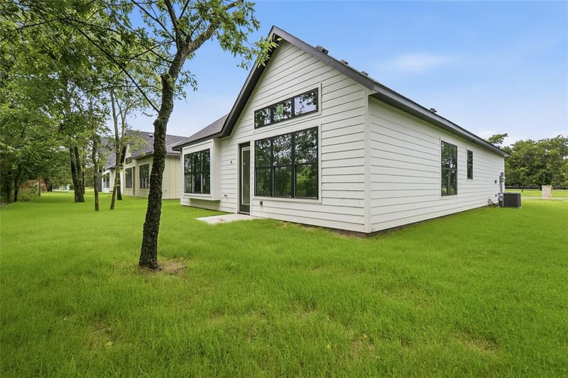 307 E Locust Street, Leonard TX 75452 - Photo 10