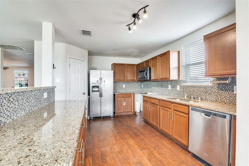 1400 Primrose Lane, Royse City TX 75189 - Photo 10
