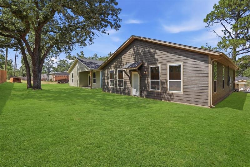 810 Branding Iron Trail, Granbury TX 76049 - Photo 27