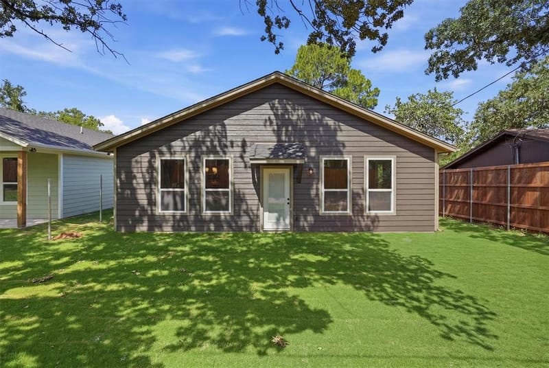 810 Branding Iron Trail, Granbury TX 76049 - Photo 26