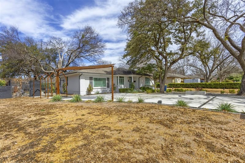1812 Carol Street, McKinney TX 75069 - Photo 3