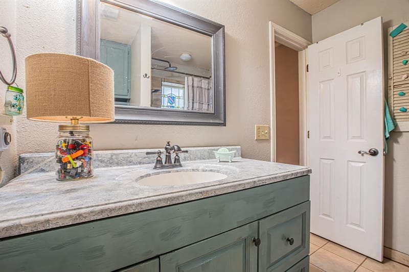 614 Overhill Road, Granbury TX 76048 - Photo 16