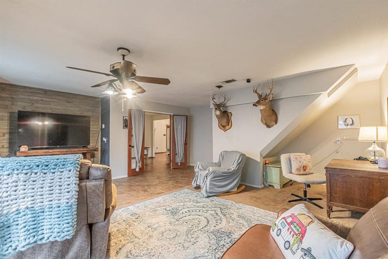 614 Overhill Road, Granbury TX 76048 - Photo 26