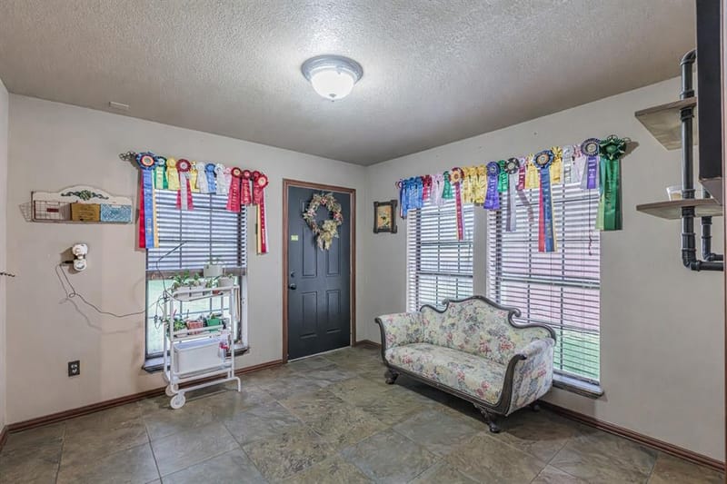 614 Overhill Road, Granbury TX 76048 - Photo 28