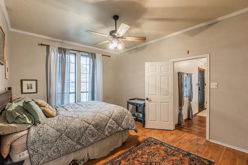 614 Overhill Road, Granbury TX 76048 - Photo 14