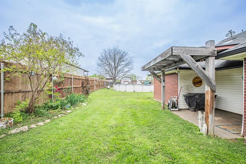 614 Overhill Road, Granbury TX 76048 - Photo 35