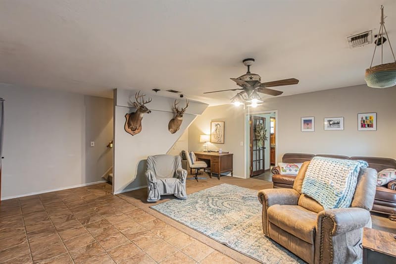 614 Overhill Road, Granbury TX 76048 - Photo 25