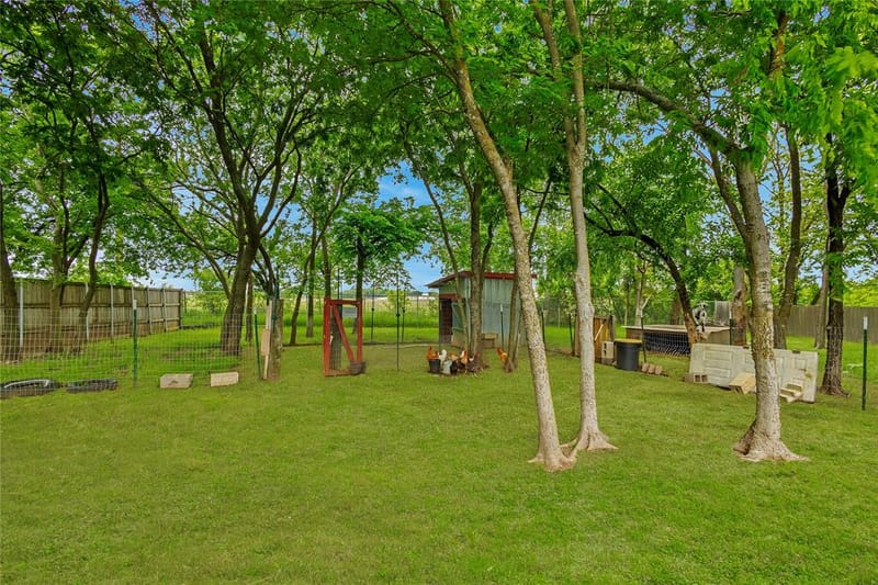 11061 Foutch Road, Pilot Point TX 76258 - Photo 34