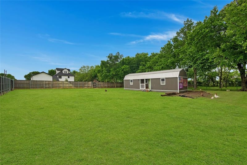 11061 Foutch Road, Pilot Point TX 76258 - Photo 35