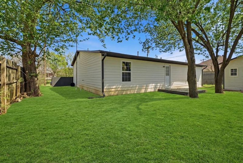 101 Church Street, Whitesboro TX 76273 - Photo 24
