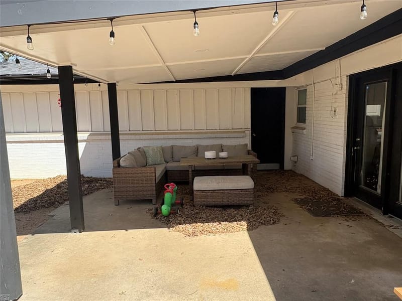 1121 Wade Drive, Bedford TX 76022 - Photo 20
