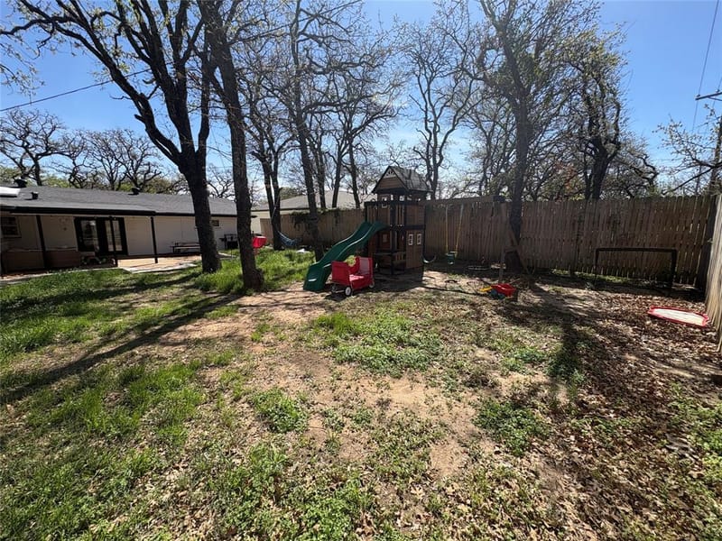 1121 Wade Drive, Bedford TX 76022 - Photo 24