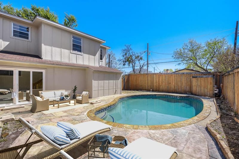 10432 Church Road, Dallas TX 75238 - Photo 2