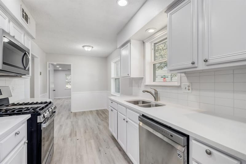 10432 Church Road, Dallas TX 75238 - Photo 13