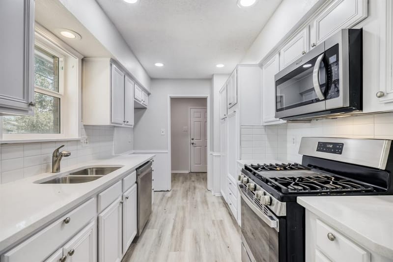 10432 Church Road, Dallas TX 75238 - Photo 12
