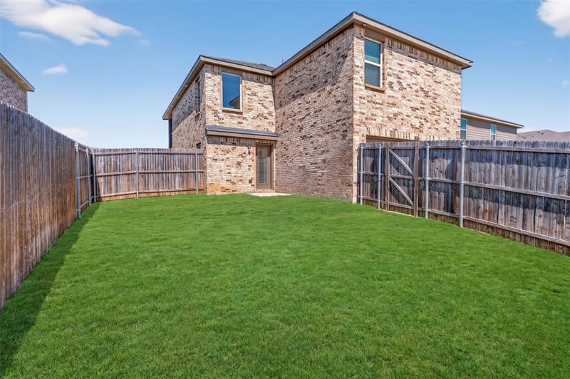 2256 Spring Hollow Dr, Lancaster TX 75134 - Photo 33