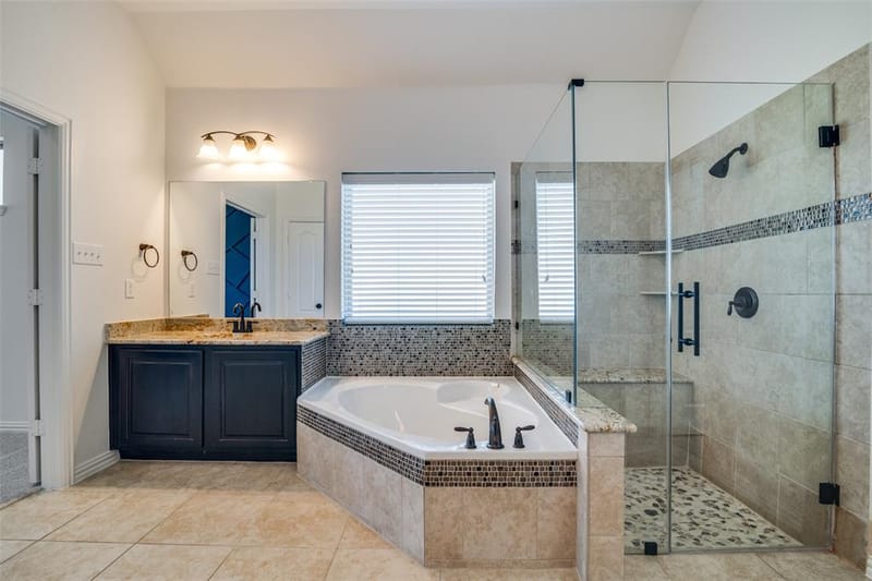 1215 Hundgate Way, Forney TX 75126 - Photo 15