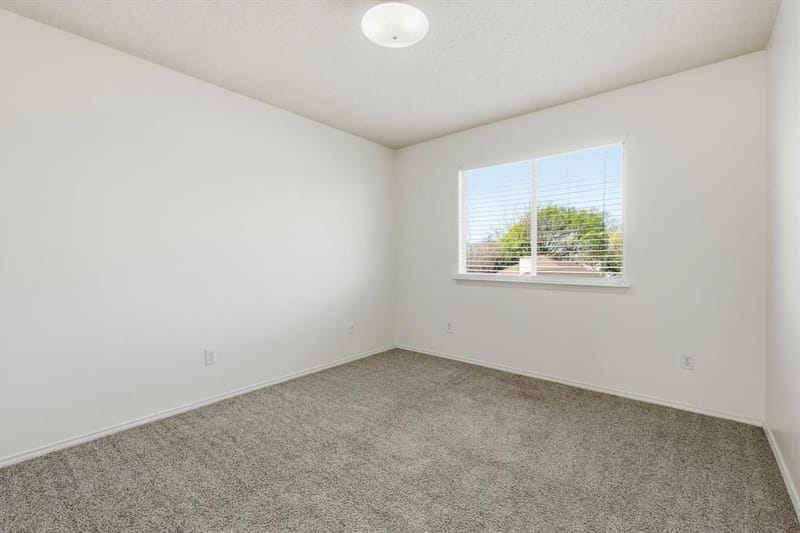 6917 Club Creek Drive, Fort Worth TX 76137 - Photo 28