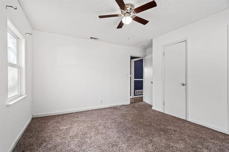 3912 Killian Street, Fort Worth TX 76119 - Photo 10