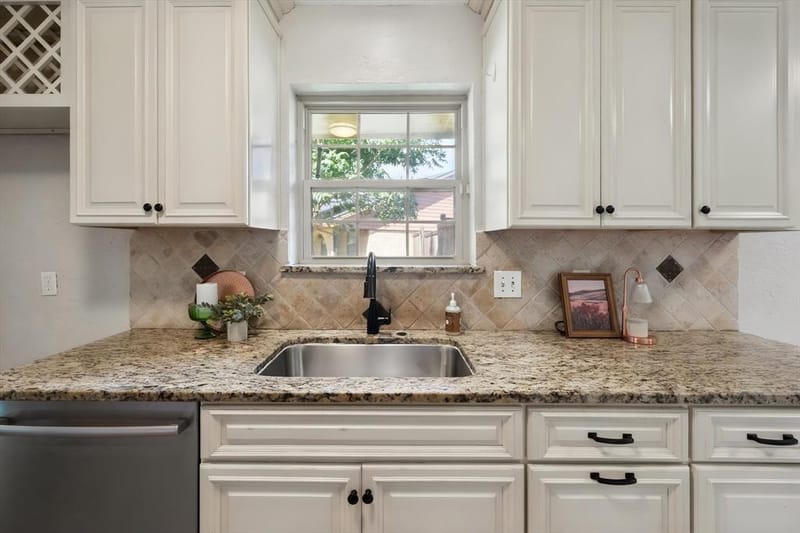 1415 Moss Rose Circle, Irving TX 75061 - Photo 12