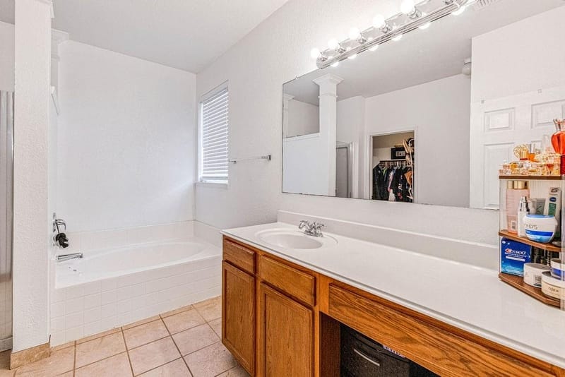 804 Ridge Point Drive, Grand Prairie TX 75052 - Photo 23