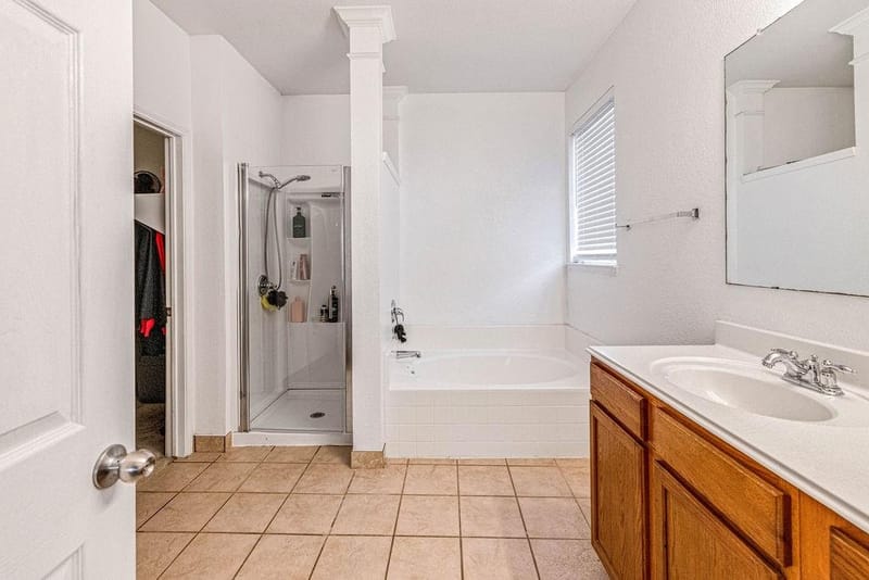 804 Ridge Point Drive, Grand Prairie TX 75052 - Photo 24