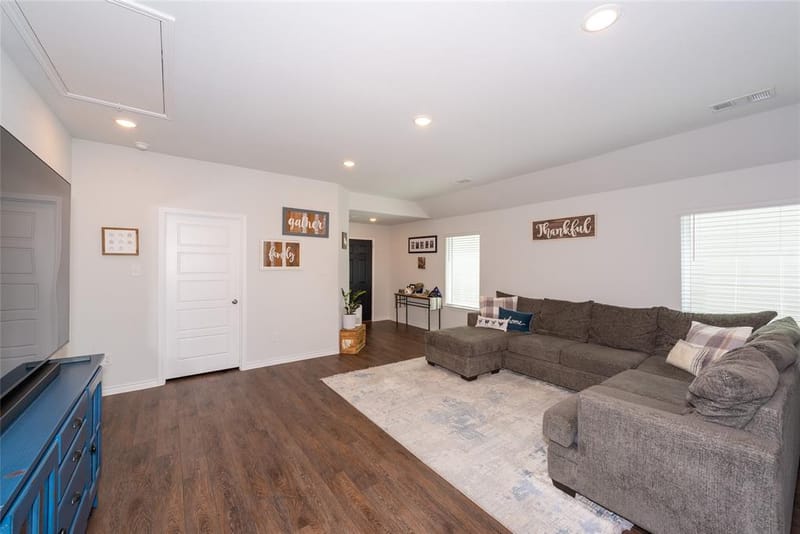 431 Woodhouse Way, Everman TX 76140 - Photo 7