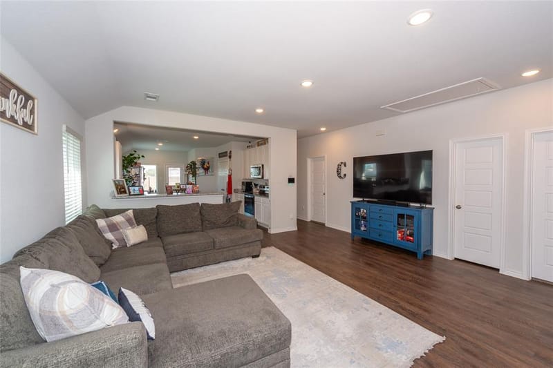 431 Woodhouse Way, Everman TX 76140 - Photo 8