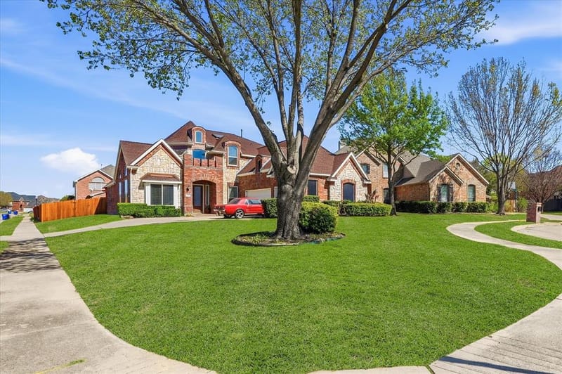 5 Scramble Court, Mansfield TX 76063