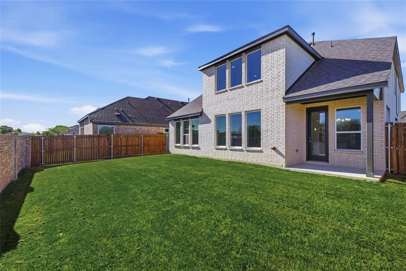1421 Odette Drive, Arlington TX 76013 - Photo 2