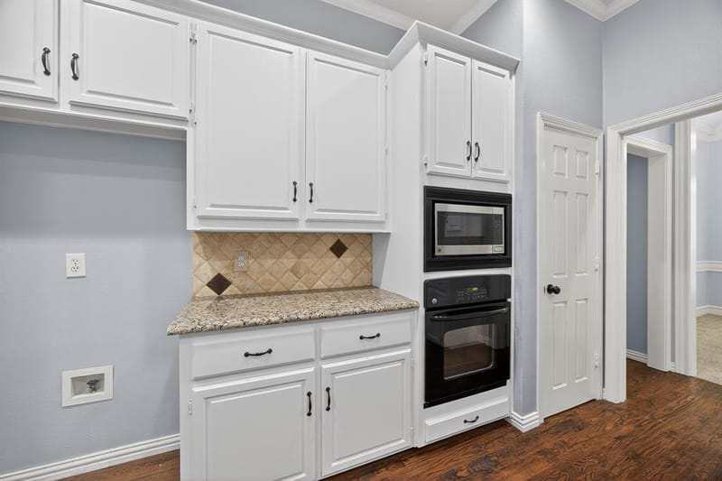 2704 Redfield Drive, Plano TX 75025 - Photo 10