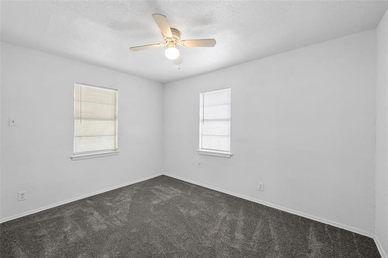 915 Faulkner Lane, Waco TX 76704 - Photo 12
