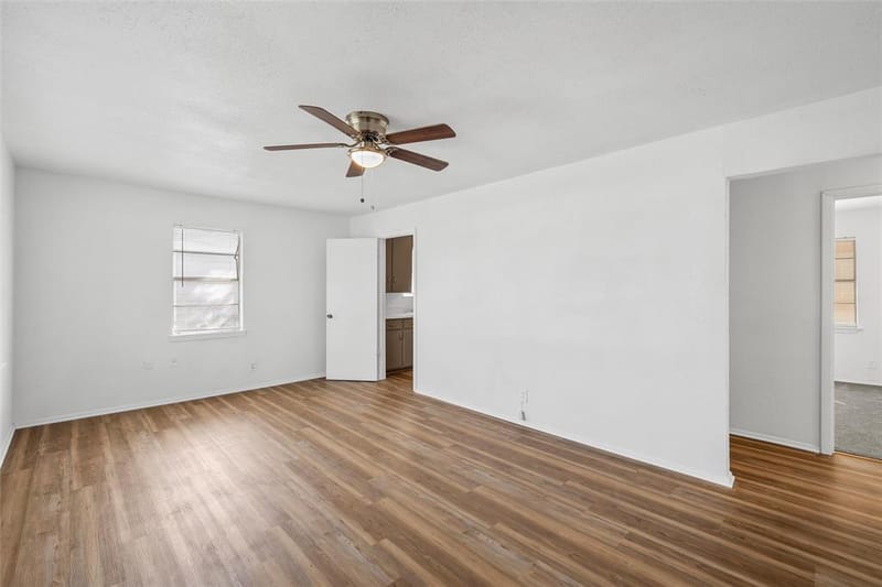 915 Faulkner Lane, Waco TX 76704 - Photo 7