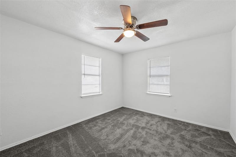 915 Faulkner Lane, Waco TX 76704 - Photo 15