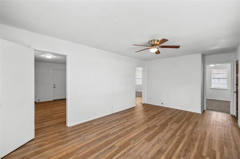 915 Faulkner Lane, Waco TX 76704 - Photo 8