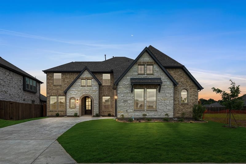 237 Sweetwater Drive, Commerce TX 75428 - Photo 2