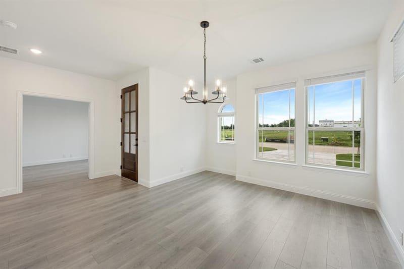 237 Sweetwater Drive, Commerce TX 75428 - Photo 9
