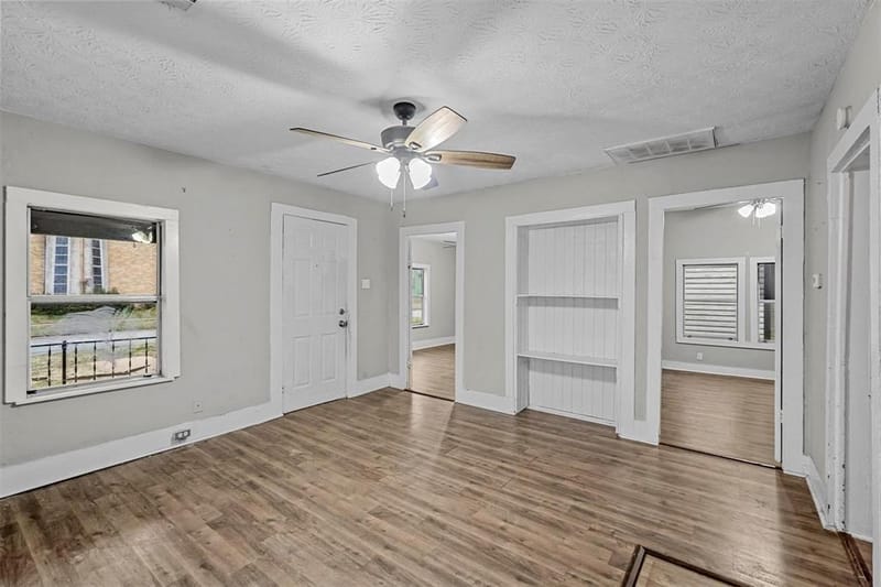 908 E Houston Street, Sherman TX 75092 - Photo 4