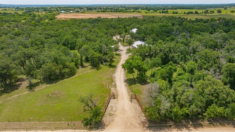 1375 County Road 253, Stephenville TX 76401 - Photo 2