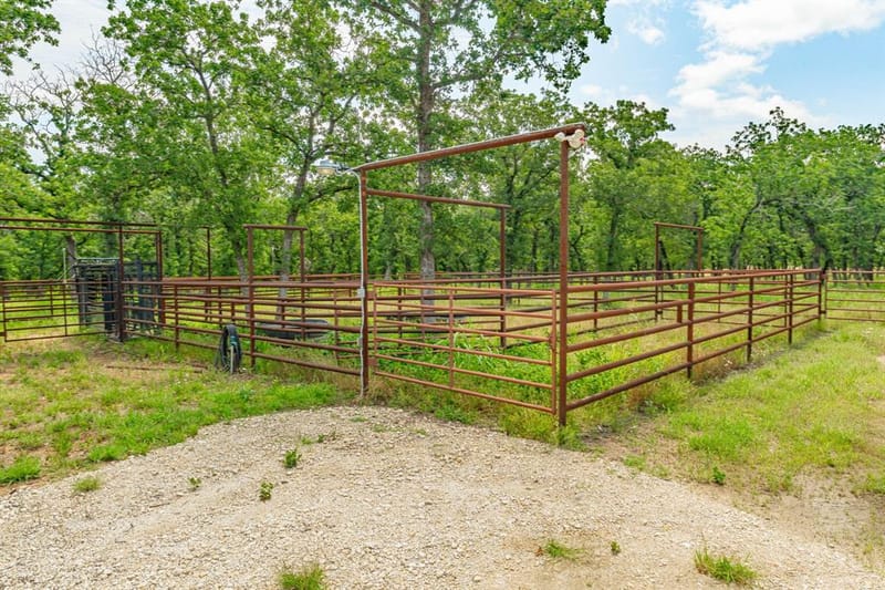 1375 County Road 253, Stephenville TX 76401 - Photo 12