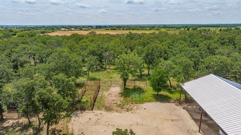 1375 County Road 253, Stephenville TX 76401 - Photo 5
