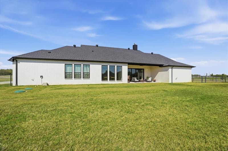 561 Royal Santana, Weatherford TX 76087 - Photo 28