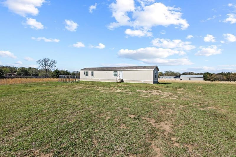 3979 Roland Road, Whitesboro TX 76273 - Photo 9