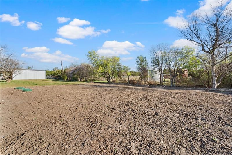 470 Elmwood Drive, Woodway TX 76712 - Photo 20