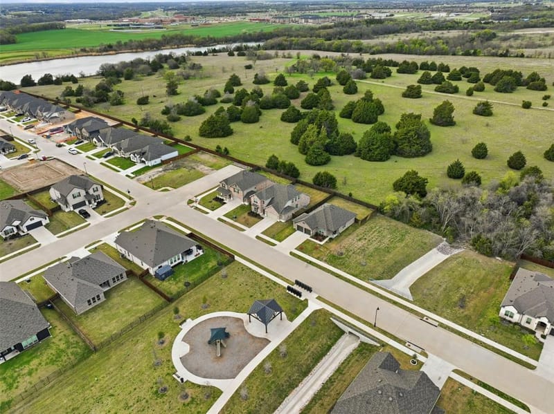 2352 High Plain Lane, Waxahachie TX 75167 - Photo 31